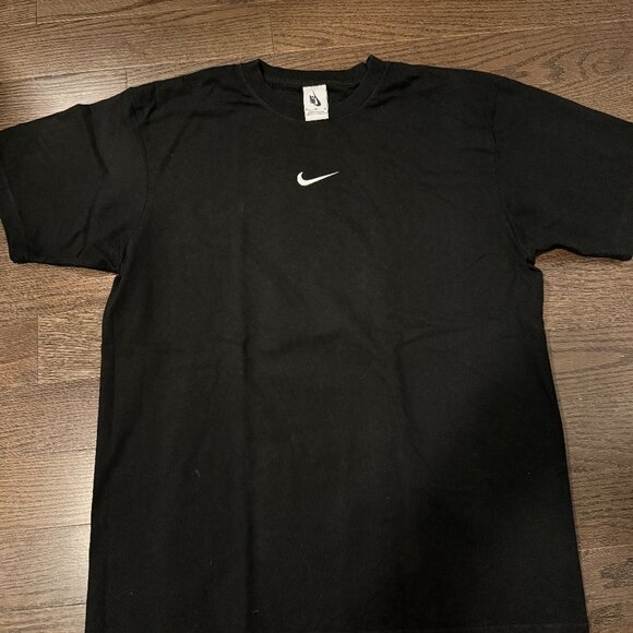 Vintage Nike Swoosh Center T-Shirt - Black - Size Medium - Picture 1 of 2